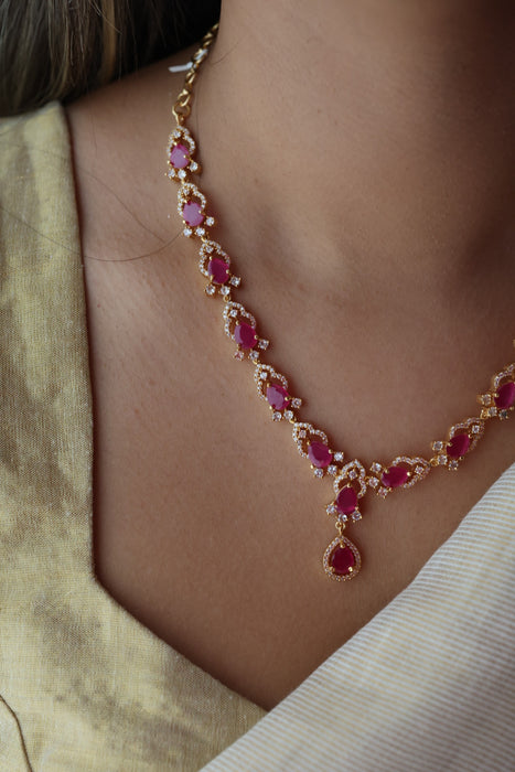 Heritage gold plated ruby white stone short necklace with earrings H389