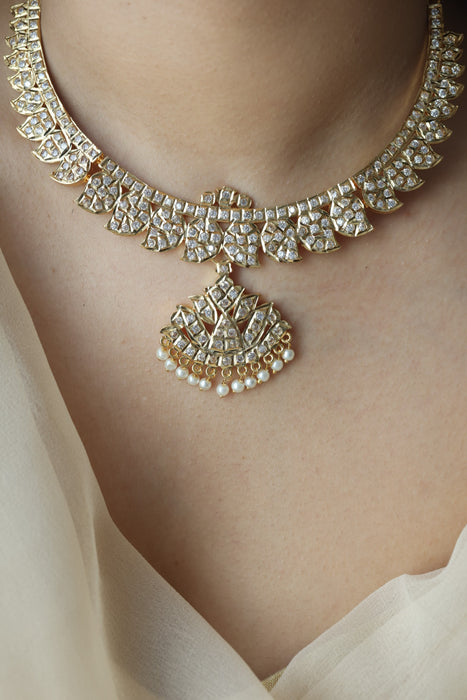 Heritage gold plated simple mango short necklace H456