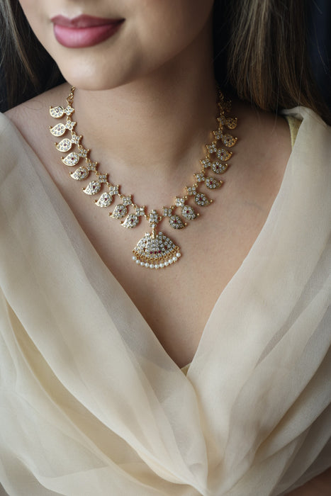 Heritage gold plated mango short necklace H1143