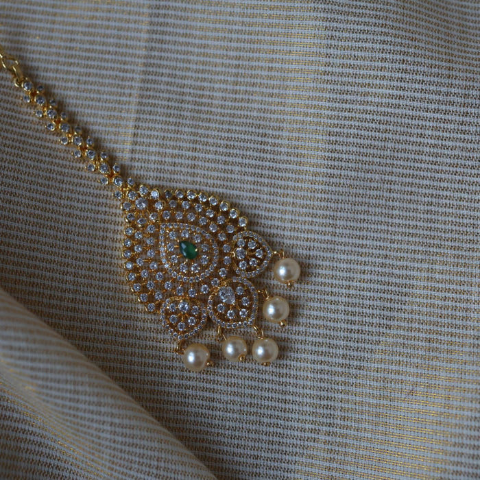 Heritage gold plated white tone tikka TH221