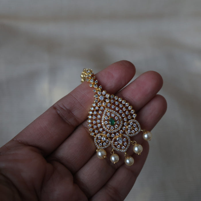 Heritage gold plated white tone tikka TH221