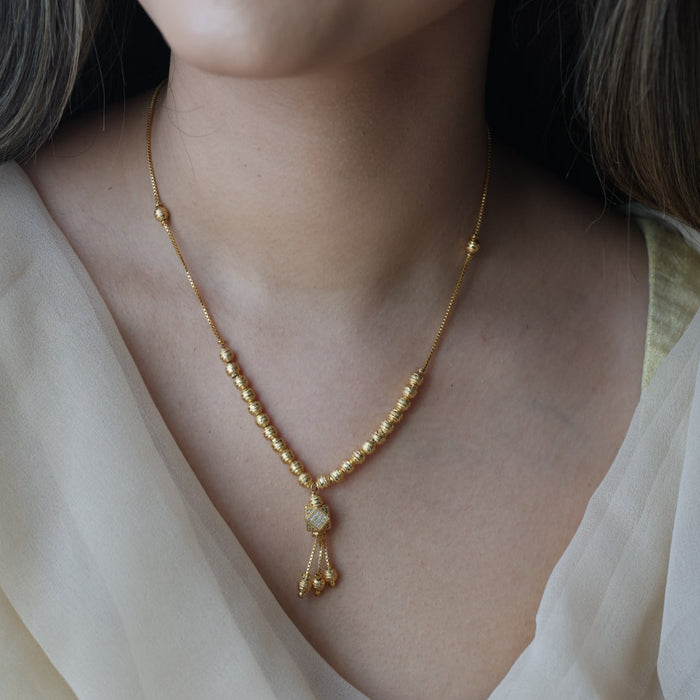 Heritage gold plated simple short necklace HC0045