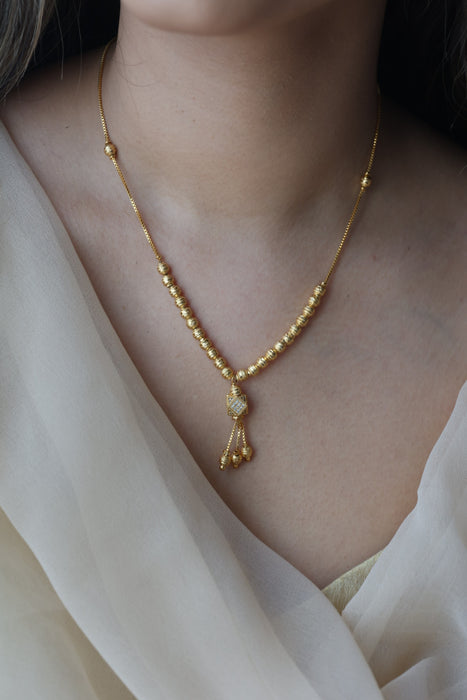 Heritage gold plated simple short necklace HC0045