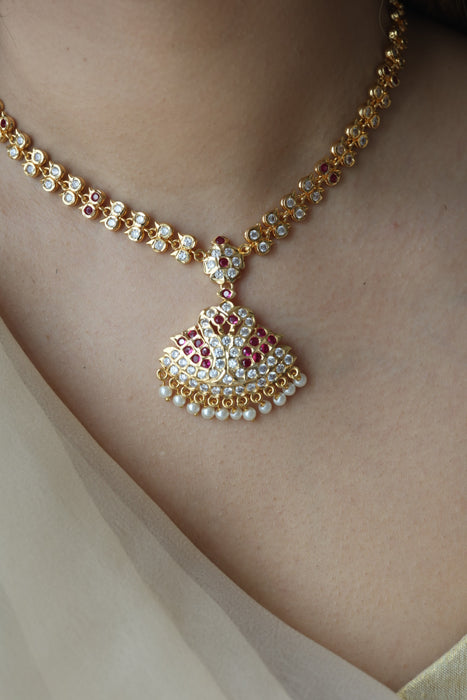 Heritage gold plated ruby white stone short necklace with earrings H9123