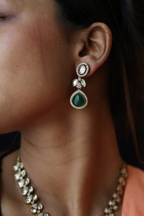 Trendy green stone choker necklace with earrings TG0432