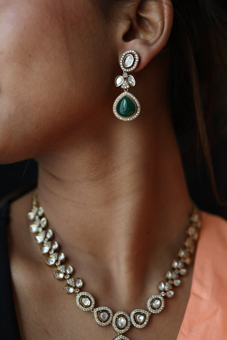 Trendy green stone choker necklace with earrings TG0432