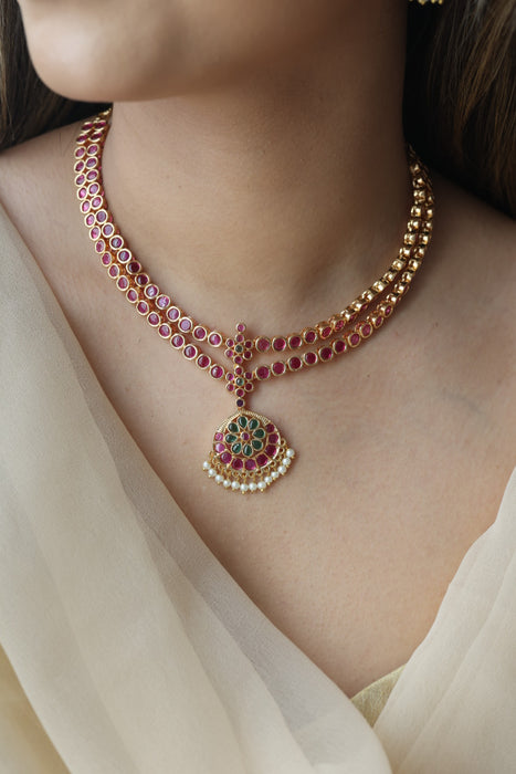 Heritage gold plated ruby green stone layer short necklace H1789