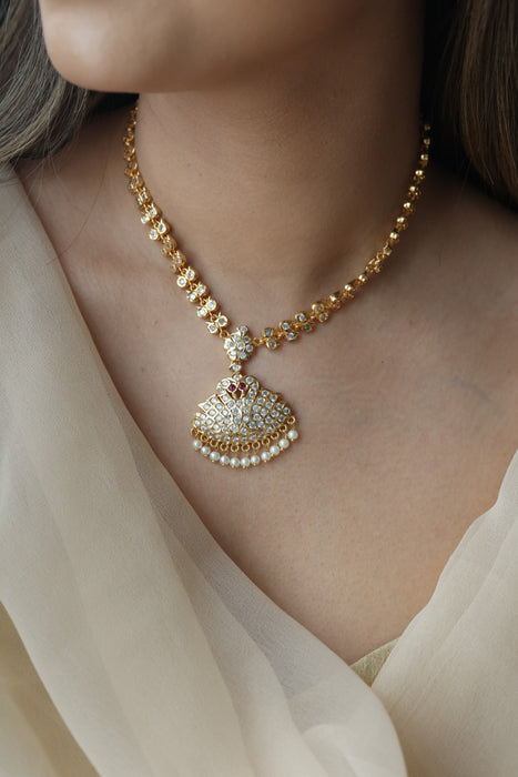 Heritage gold plated white stone short necklace with earrings H3456