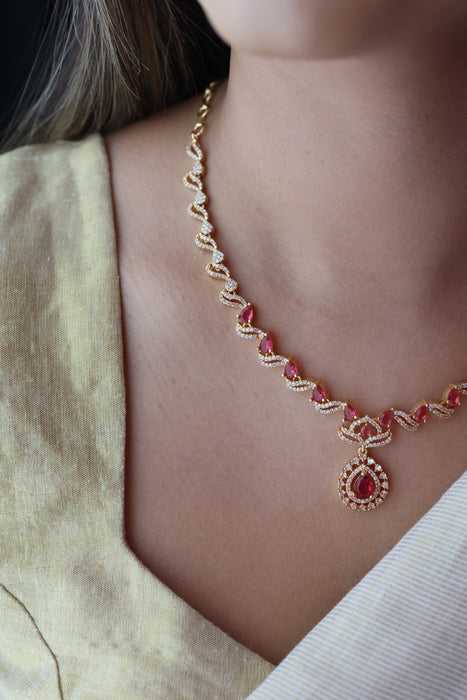 Heritage gold plated ruby white stone short necklace with earrings H837