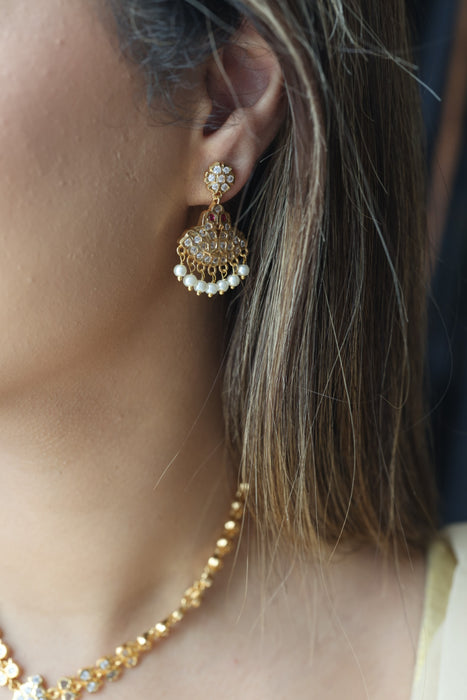 Heritage gold plated white stone short necklace with earrings H3456