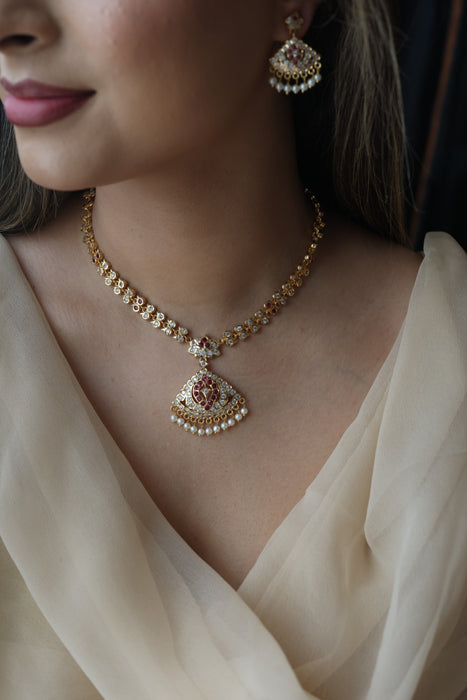 Heritage gold plated ruby white stone short necklace with earrings H6789