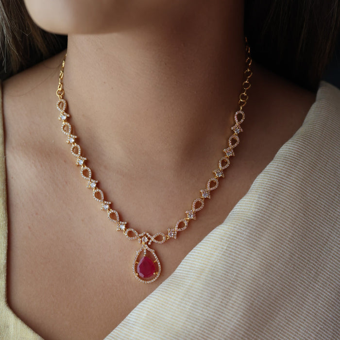 Heritage gold plated ruby white stone short necklace with earrings HRW1823