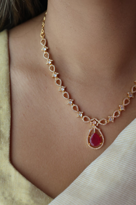 Heritage gold plated ruby white stone short necklace with earrings HRW1823