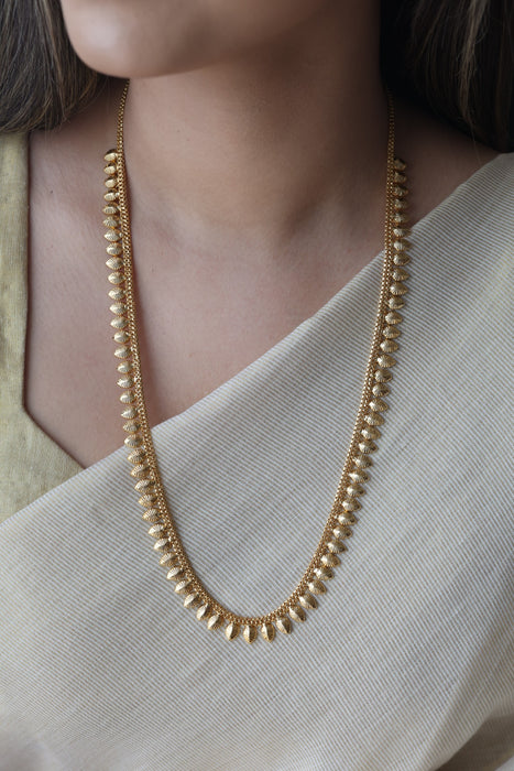 Heritage gold plated simple long necklace HL891