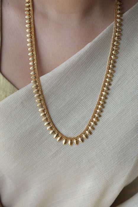 Heritage gold plated simple long necklace HL891
