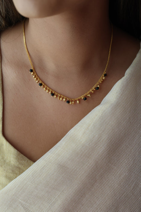 Heritage gold plated short necklace H6889
