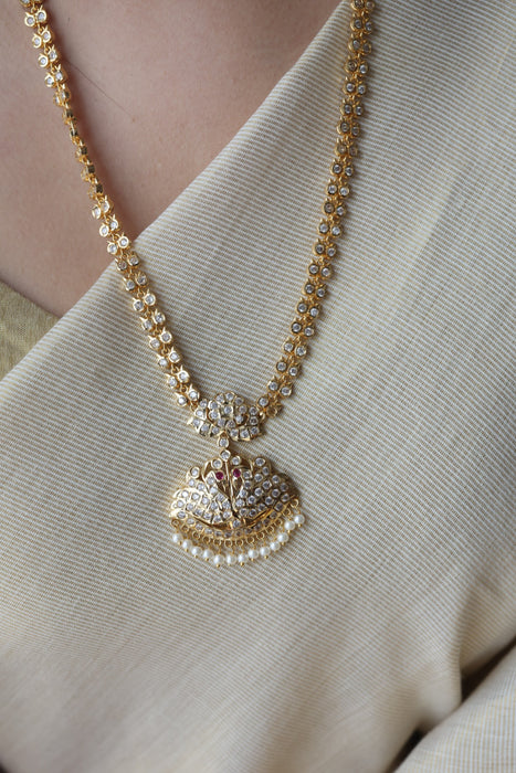 Heritage gold plated white stone long necklace HL1289