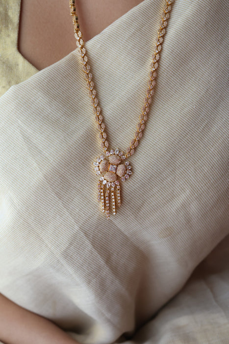 Heritage gold plated long necklace with earrings HL7582