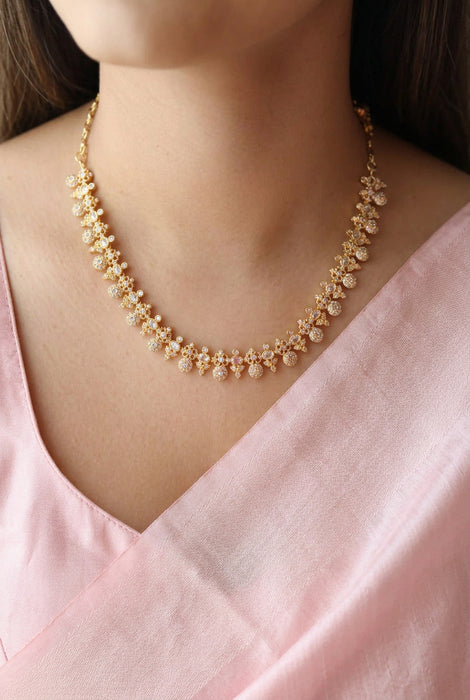 Heritage gold plated white stone short necklace with earrings H244