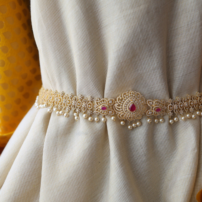 Heritage gold and plated ruby white stone waistchain HW32881