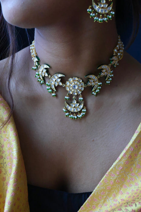 Trendy white stone kundan stone green bead choker necklace with earrings TG453