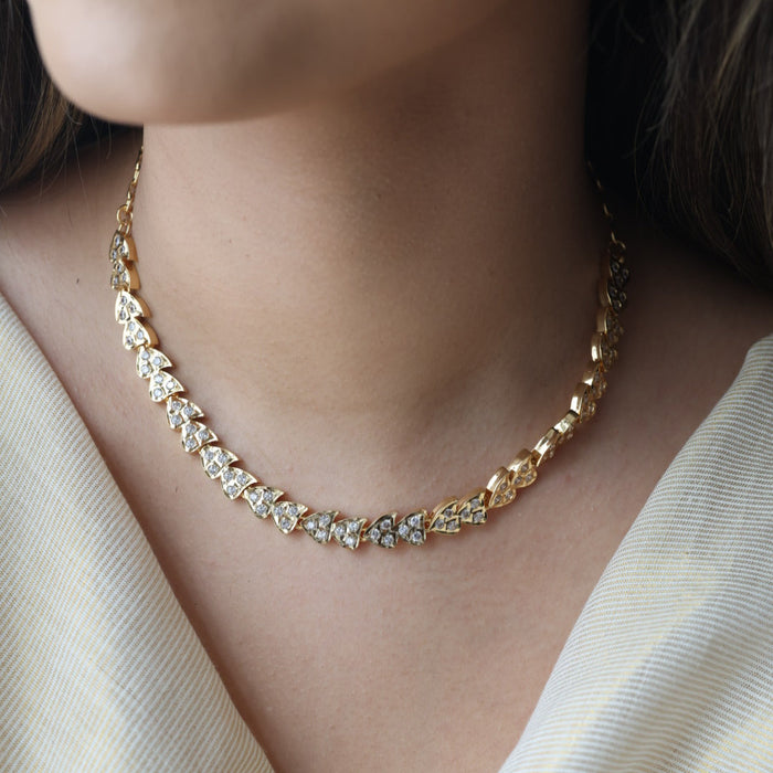 Heritage gold plated white stone short necklace H422