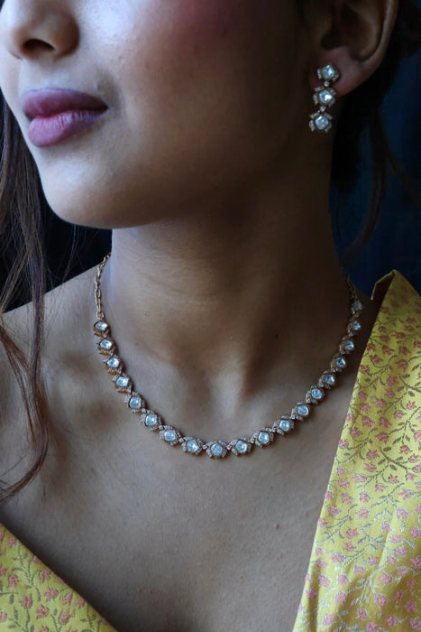 Minimal kundan choker necklace with earrings MS895