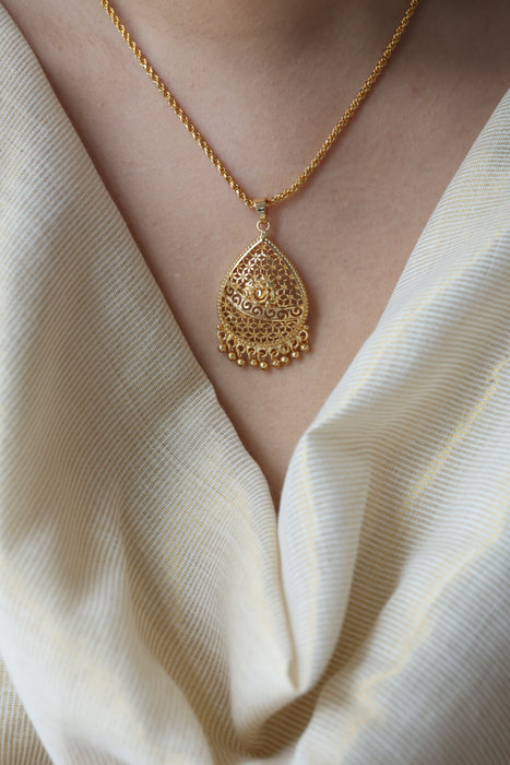 Heritage gold plated simple pendant short chain HC7865