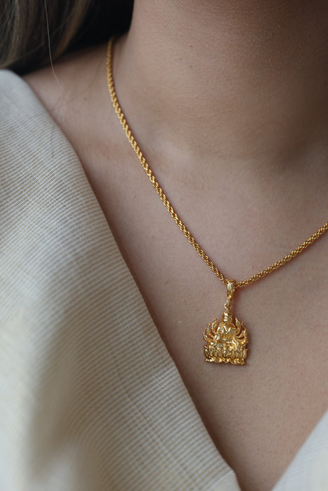 Heritage gold plated simple lakshmi pendant short chain HC3231