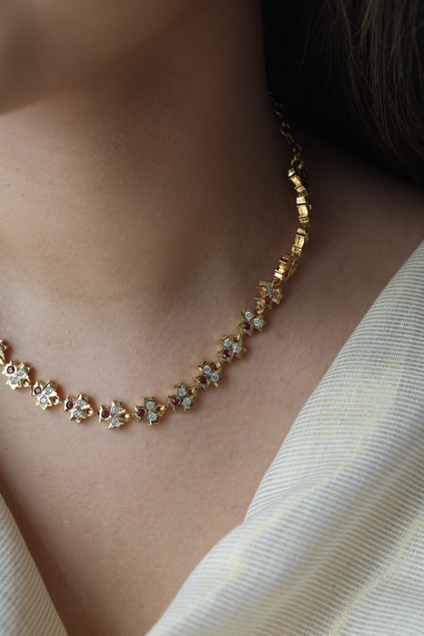 Heritage gold plated ruby white stone short necklace H7466