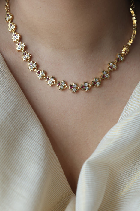 Heritage gold plated ruby white stone short necklace H7466