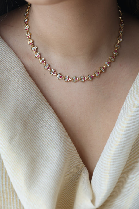 Heritage gold plated ruby white stone short necklace H9778