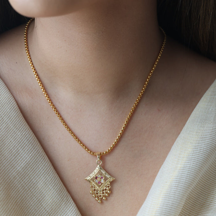 Heritage gold plated simple pendant short chain HC1273