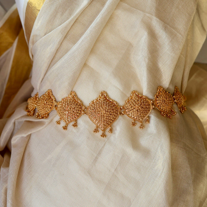 Heritage plain gold coin design waistchain AW7996