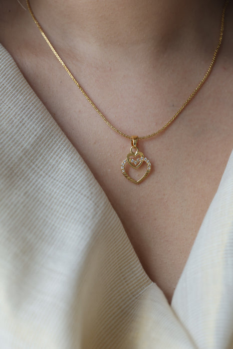 Heritage gold plated simple pendant short chain HC654