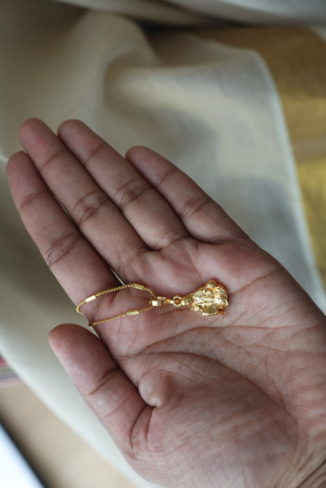 Heritage gold plated SAI BABA  pendant short chain HC1799