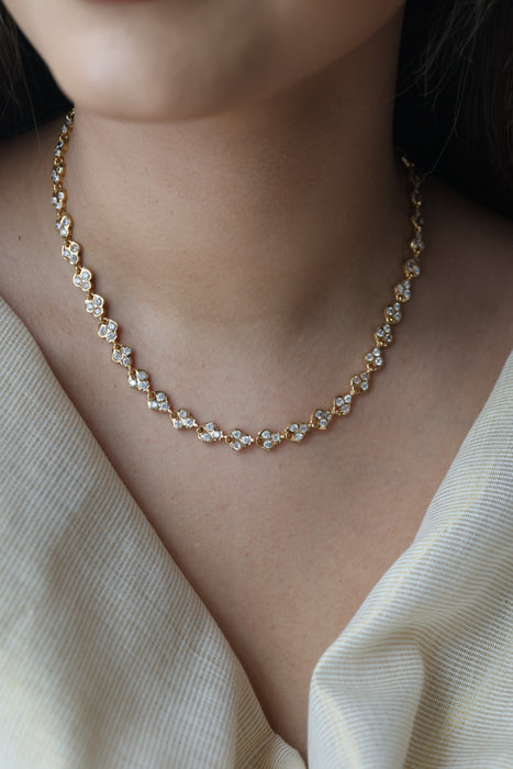 Heritage gold plated white stone short necklace H7223