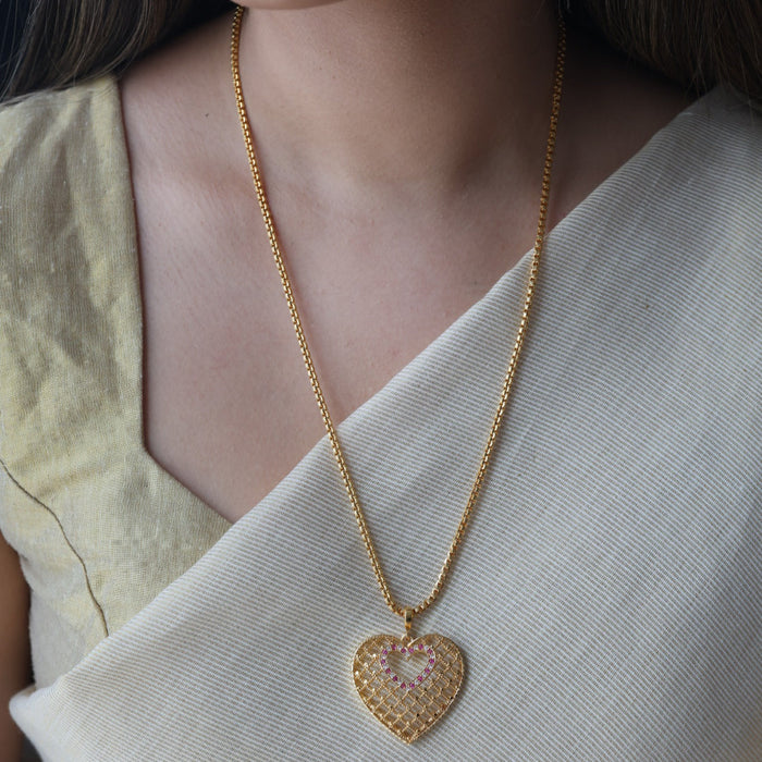 Heritage gold plated pendant long chain necklace HC1356