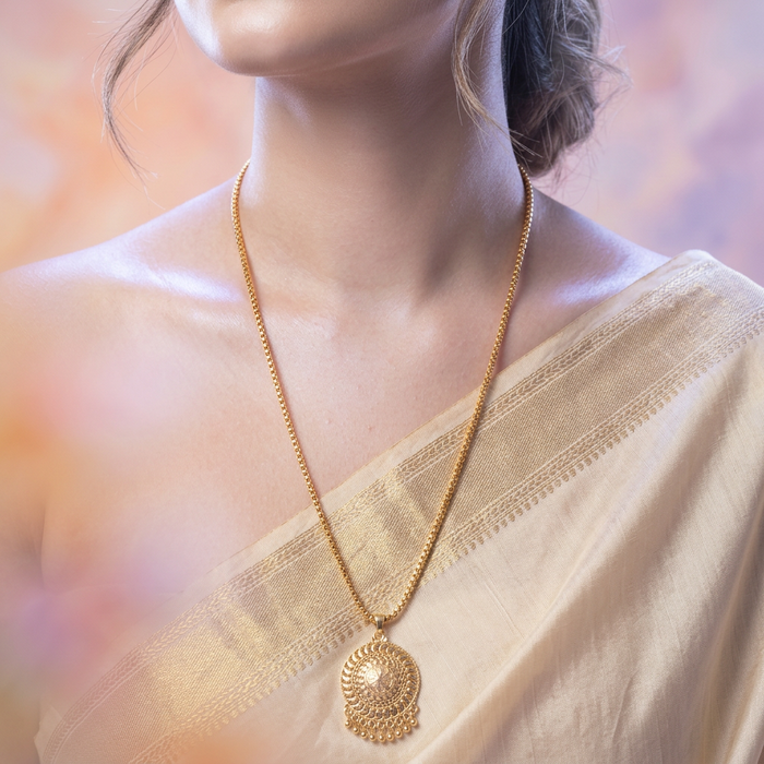 Heritage gold plated pendant long chain necklace HC78911