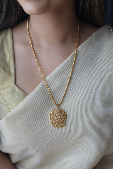 Heritage gold plated white stone pendant long chain necklace HC783