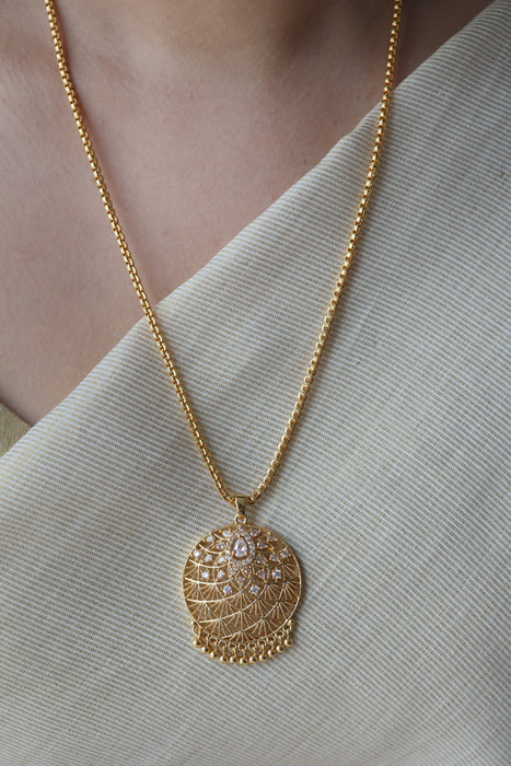Heritage gold plated white stone pendant long chain necklace HC783