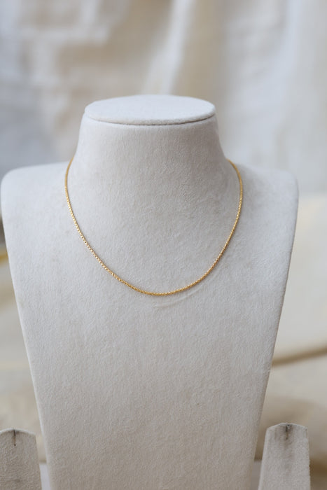 Heritage gold plated short chain HC580