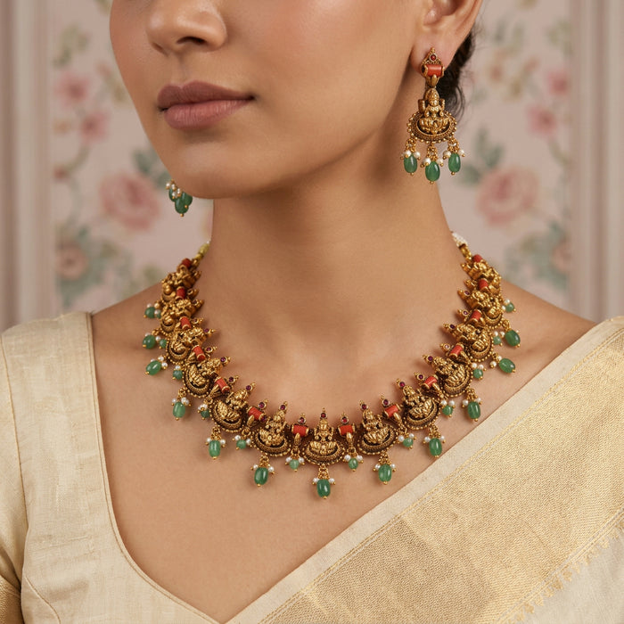 Antique green pearl short necklace with earrings AG43002
