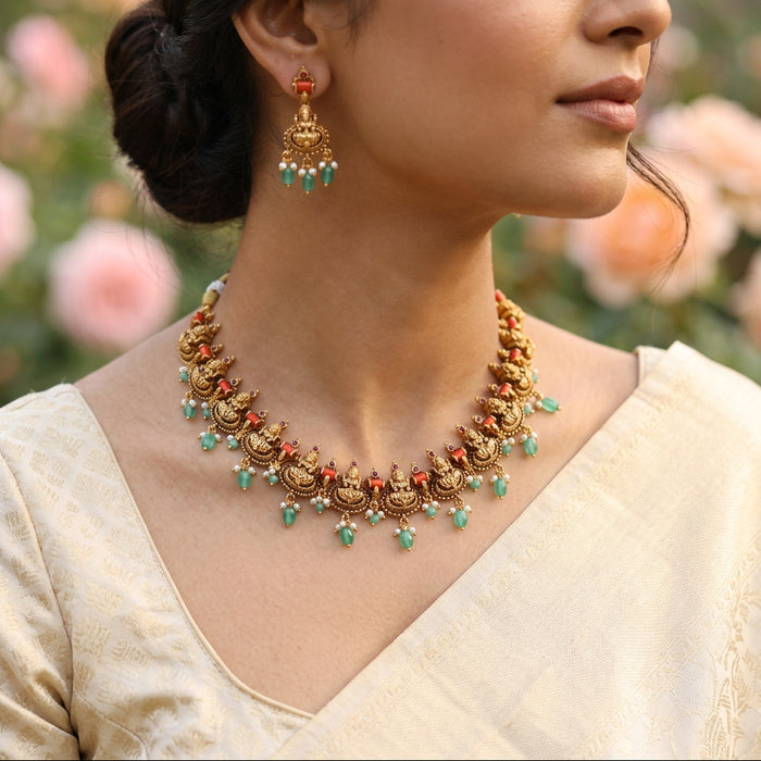 Antique green pearl short necklace with earrings AG43002