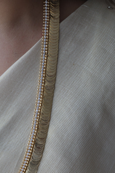 Heritage gold plated white stone coin design long necklace HL1673