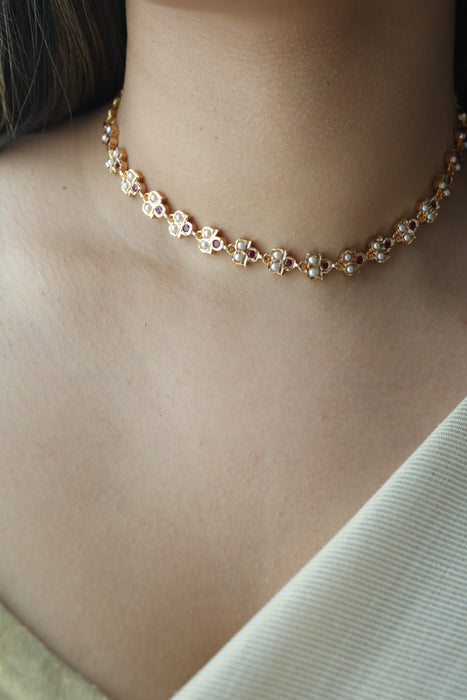 Heritage gold plated ruby pear short necklace H9372