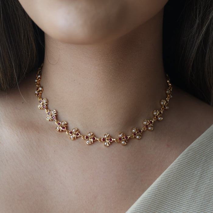 Heritage ruby stone white pearl short choker necklace H3334