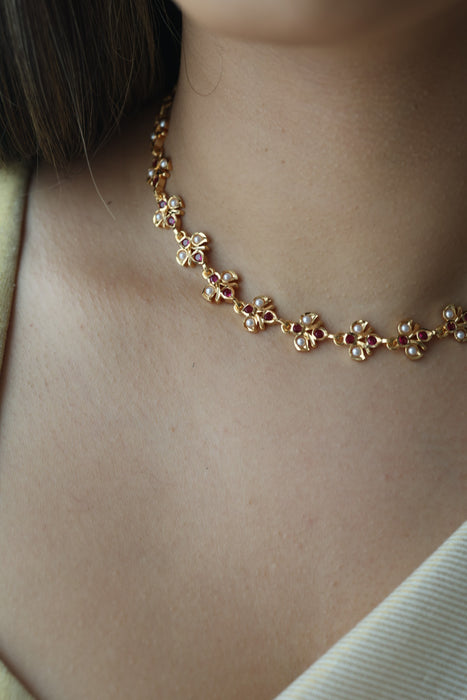 Heritage ruby stone white pearl short choker necklace H3334