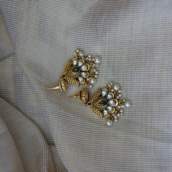 Antique pearl short necklace with earrings S1B119023