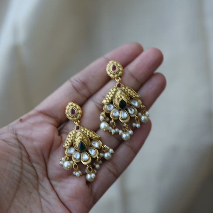 Antique pearl short necklace with earrings S1B119023